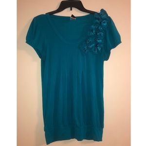 Women teal dress shirt size M w/ bow detail
